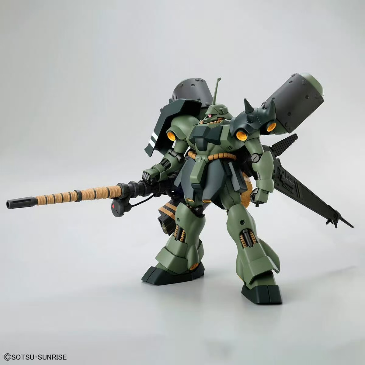 バンダイ HG 1/144 AMS-119 ギアラ・ドガ重武 - Bandai Gundam Rg のレビューと価格