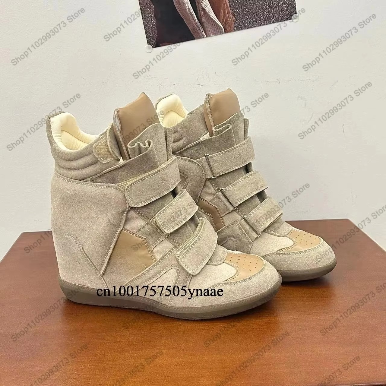 女性用隠しウェッジヒールハイカットスニーカー、スエードレザー - Velcro Hook Loop のレビューと価格